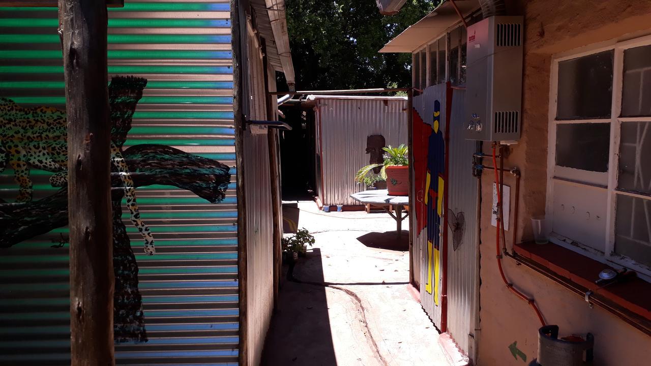 Paljas Backpackers Potchefstroom Exterior foto