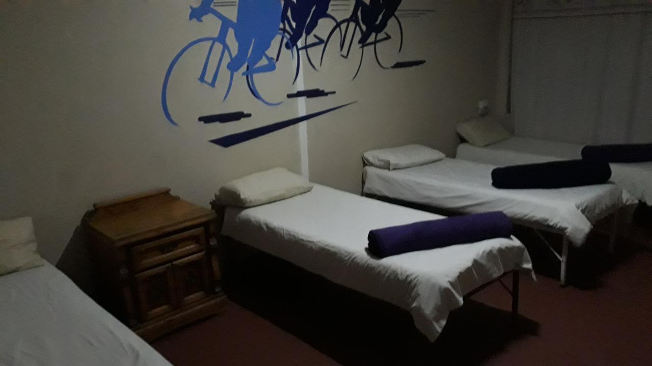 Paljas Backpackers Potchefstroom Exterior foto